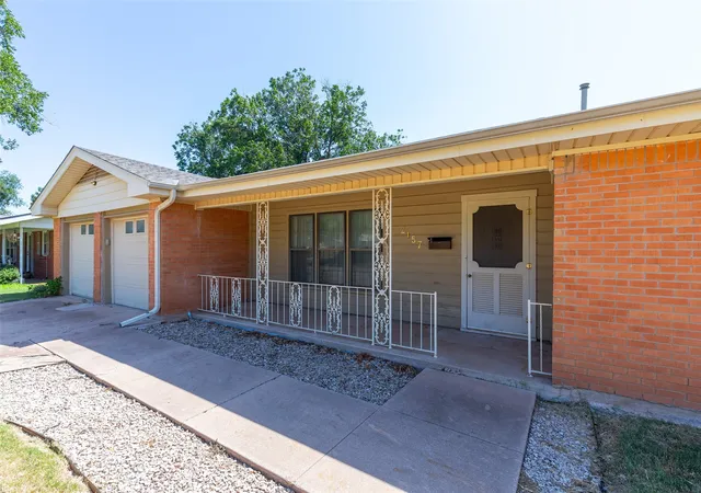 Photo 3 of Single family home for sale at 2157 Ivanhoe Ln, Abilene, TX 79605 | MLS# 21357163 | Listing updated on 2026-09-08