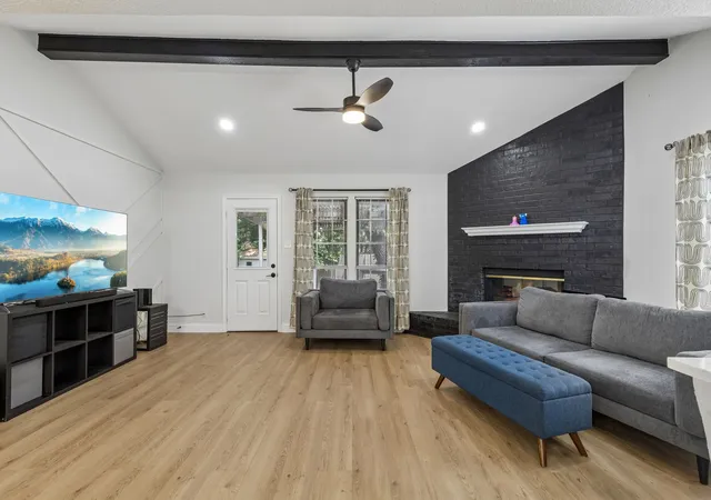 Photo 3 of Single family home for sale at 4311 Rockwood Trl, Arlington, TX 76016 | MLS# 21356693 | Listing updated on 2026-09-11