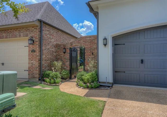 Photo 2 of Single family home for sale at 115 Andrew Pl, Bossier City, LA 71111 | MLS# 21353066 | Listing updated on 2026-09-11