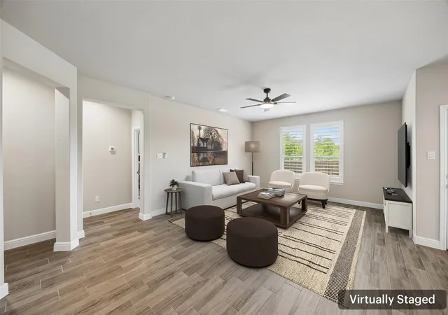 Photo 3 of Single family home for sale at 601 Hogan Dr, Denton, TX 76210 | MLS# 21355863 | Listing updated on 2026-10-01