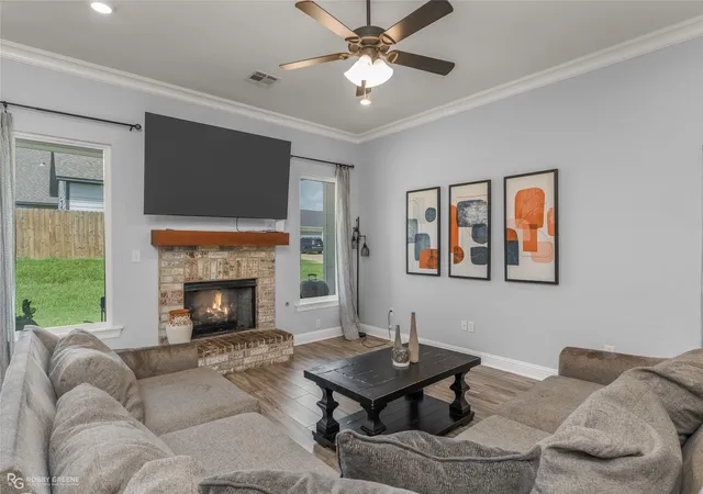 Photo 2 of Single family home for sale at 608 Lessie Dr, Stonewall, LA 71078 | MLS# 21357565 | Listing updated on 2026-09-13