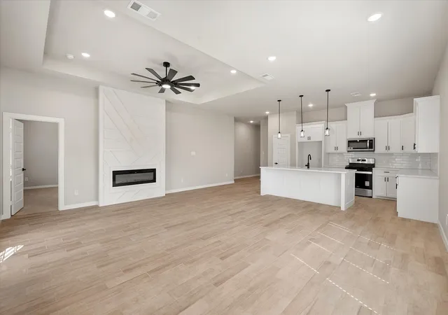 Photo 2 of Single family home for sale at 3617 Emhouse Rd, Corsicana, TX 75110 | MLS# 21356751 | Listing updated on 2026-09-14