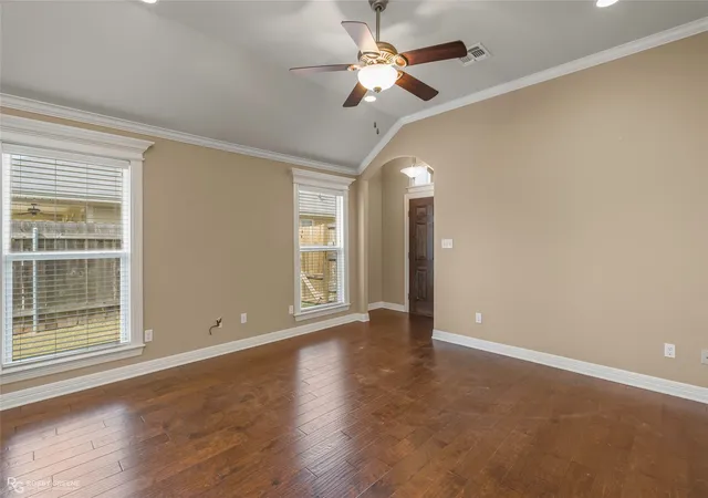 Photo 4 of Sale Pending at 365 Avondale Ln, Bossier City, LA 71112 | MLS# 21356860 | Listing updated on 2026-09-09
