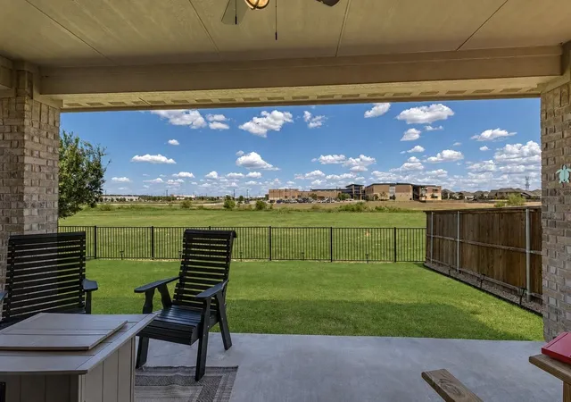 Photo 3 of Sale Pending at 10324 Lakemont Dr, Fort Worth, TX 76131 | MLS# 21355451 | Listing updated on 2026-09-11