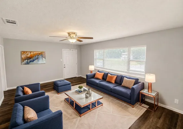 Photo 2 of Single family home for sale at 5312 Libbey Ave, Fort Worth, TX 76107 | MLS# 21357747 | Listing updated on 2026-09-14