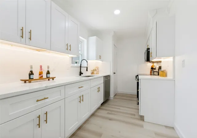 Photo 3 of Single family home for sale at 3329 Westminster Dr, Plano, TX 75074 | MLS# 21357143 | Listing updated on 2026-09-08