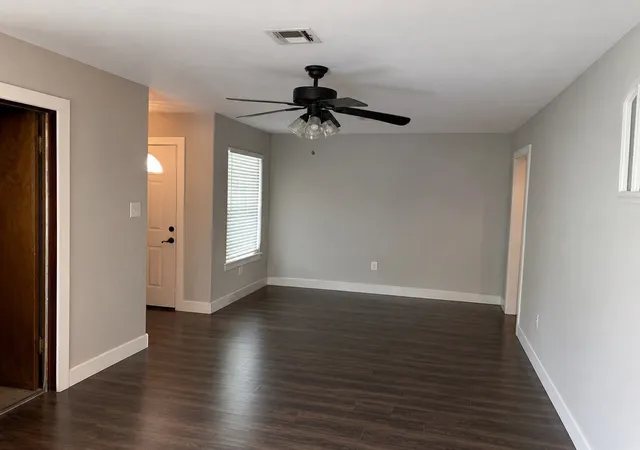 Photo 3 of Sale Pending at 4001 Hiland, Waco, TX 76711 | MLS# 21357924 | Listing updated on 2026-09-14