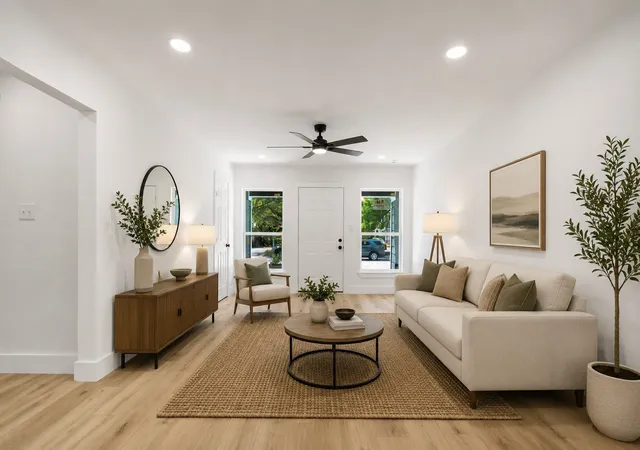 Photo 2 of Single family home for sale at 701 Chicago Ave, Fort Worth, TX 76103 | MLS# 21357883 | Listing updated on 2026-09-10