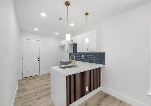 Photo 3 of Single family home for sale at 701 Chicago Ave, Fort Worth, TX 76103 | MLS# 21357883 | Listing updated on 2026-09-25