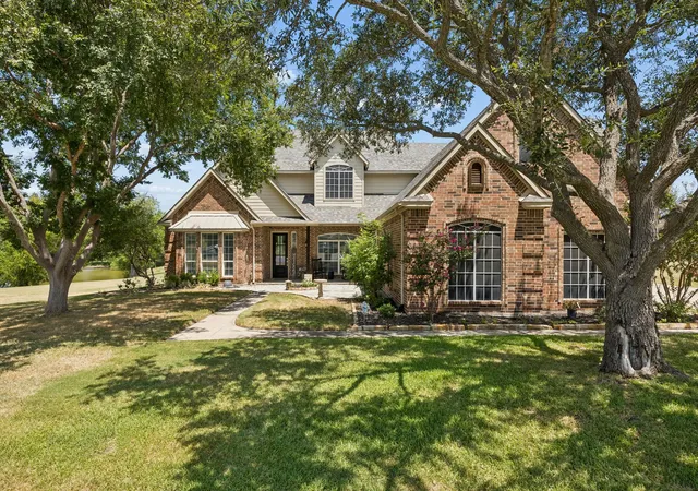 Photo 3 of Single family home for sale at 1920 High Point Cir, Celina, TX 75009 | MLS# 21349869 | Listing updated on 2026-09-13
