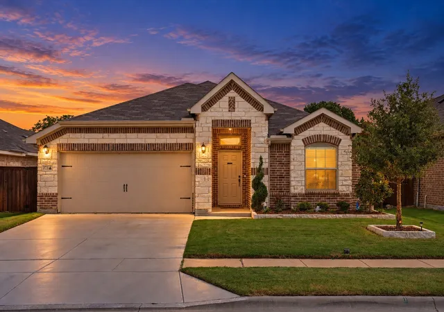 Photo 2 of Single family home for sale at 3728 Maroon Creek Rd, Aubrey, TX 76227 | MLS# 21357041 | Listing updated on 2026-09-30