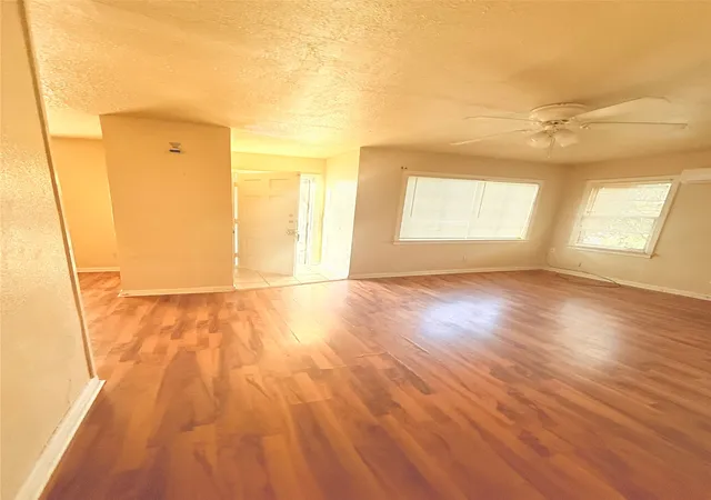 Photo 2 of Single family home for sale at 2951 Poland St, Shreveport, LA 71103 | MLS# 21350761 | Listing updated on 2026-09-15