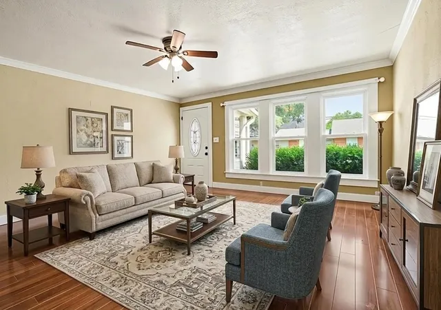 Photo 3 of Single family home for sale at 407 W 4th St, Kaufman, TX 75142 | MLS# 21350577 | Listing updated on 2026-09-10