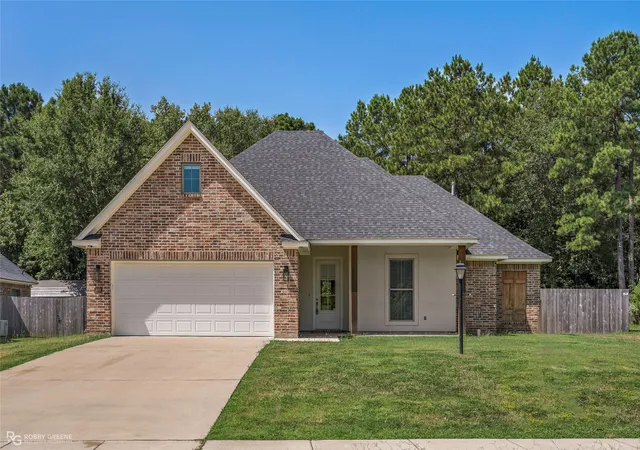 Photo 1 of Single family home for sale at 8128 Myrtlewood Rd, Greenwood, LA 71033 | MLS# 21357855 | Listing updated on 2026-09-13