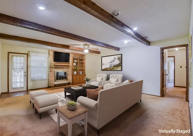 Photo 4 of Sale Pending at 1901 Alston St, Arlington, TX 76013 | MLS# 21356895 | Listing updated on 2026-09-11