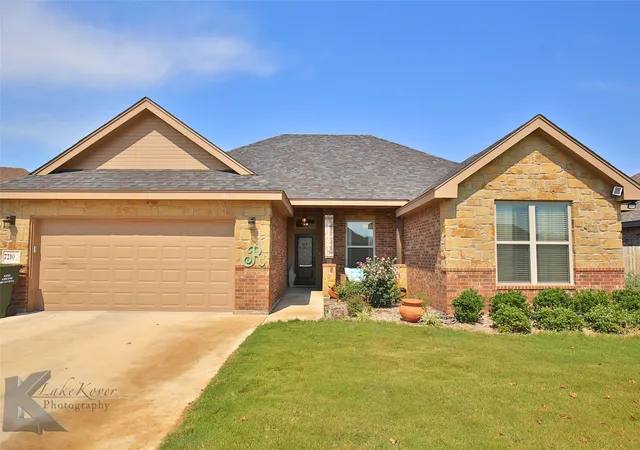 Photo 1 of Single family home for sale at 7210 Raven Ct, Abilene, TX 79602 | MLS# 21358193 | Listing updated on 2026-09-14