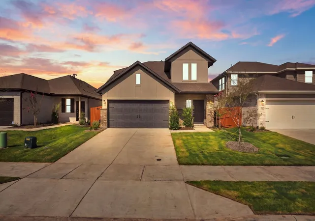 Photo 1 of Single family home for sale at 3520 Straw Ln, Heartland, TX 75114 | MLS# 21358188 | Listing updated on 2026-09-10