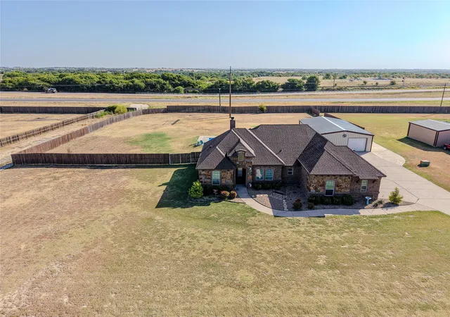 Photo 2 of Single family home for sale at 123 Cactus Dr, Decatur, TX 76234 | MLS# 21356122 | Listing updated on 2026-09-21