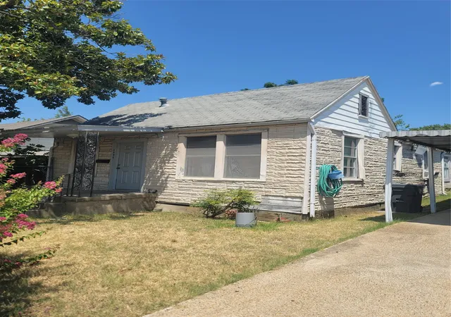 Photo 2 of Single family home for sale at 6826 Victoria Ave, Dallas, TX 75209 | MLS# 21358272 | Listing updated on 2026-09-13