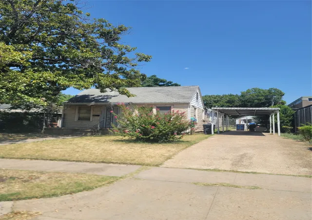 Photo 3 of Single family home for sale at 6826 Victoria Ave, Dallas, TX 75209 | MLS# 21358272 | Listing updated on 2026-09-13