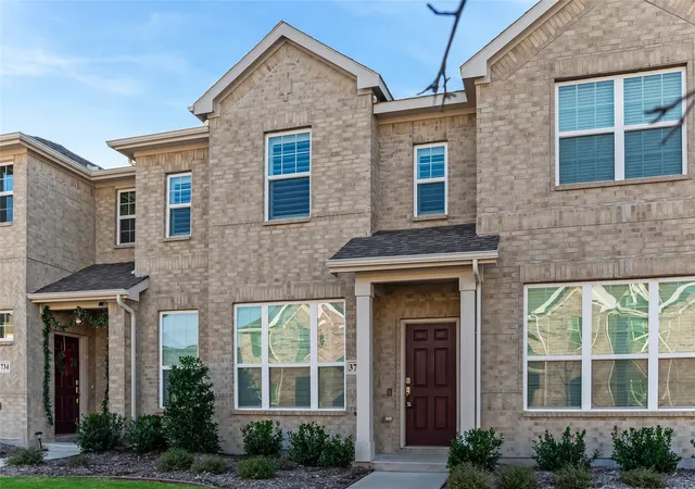 Photo 2 of Townhouse for sale at 3730 Malibu Dr, Sherman, TX 75090 | MLS# 21358381 | Listing updated on 2026-09-12