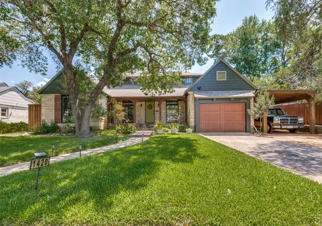 Photo 1 of Sale Pending at 1420 Junior Dr, Dallas, TX 75208 | MLS# 21358366 | Listing updated on 2026-09-15