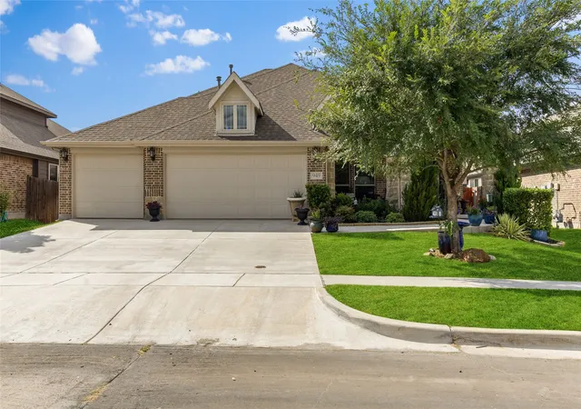 Single family home for sale at 949 Mangrove Dr, Fate, TX 75087 | MLS# 21352903 | Listing updated on 2026-09-11