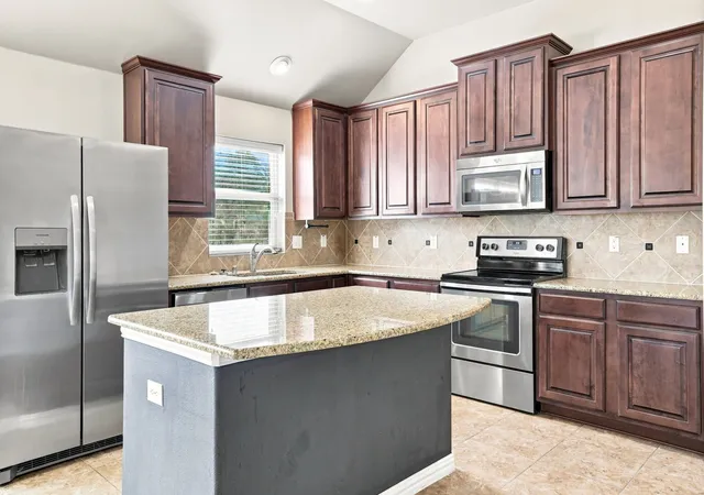 Photo 3 of Single family home for sale at 255 Archer Wy, Forney, TX 75126 | MLS# 21356904 | Listing updated on 2026-10-07