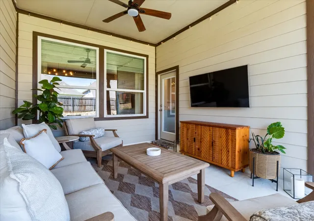 Photo 1 of Single family home for sale at 615 Frio Ln, Aubrey, TX 76227 | MLS# 21357128 | Listing updated on 2026-10-05