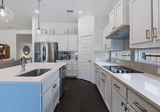Photo 3 of Single family home for sale at 615 Frio Ln, Aubrey, TX 76227 | MLS# 21357128 | Listing updated on 2026-10-05