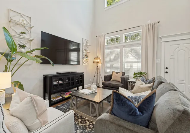 Photo 3 of Sale Pending at 1600 Abrams Rd #27, Dallas, TX 75214 | MLS# 21356475 | Listing updated on 2026-09-09