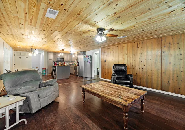 Photo 4 of Sale Pending at 175 County Road 2032, Klondike, TX 75448 | MLS# 21358314 | Listing updated on 2026-09-08