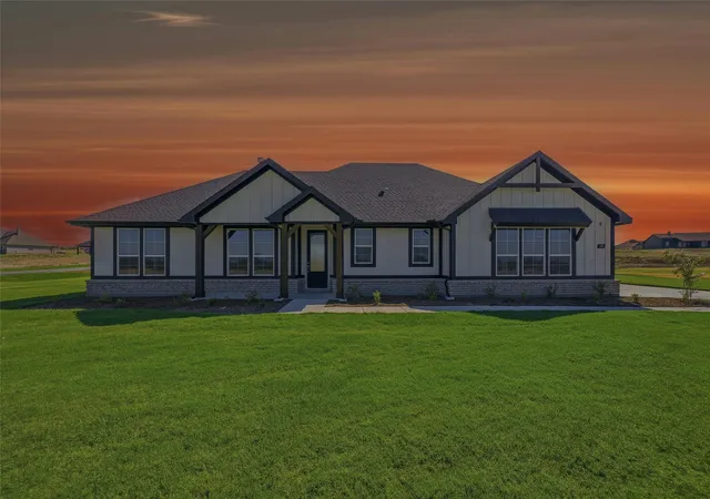 Photo 1 of Single family home for sale at 149 Big Sky Rd, Decatur, TX 76234 | MLS# 21357632 | Listing updated on 2026-09-10