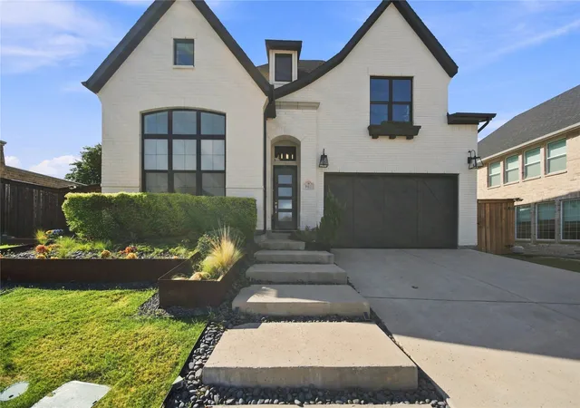 Photo 1 of Single family home for sale at 903 Leola Ln, Allen, TX 75013 | MLS# 21357327 | Listing updated on 2026-09-14