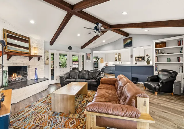 Photo 2 of Sale Pending at 10461 Carry Back Cir, Dallas, TX 75229 | MLS# 21355295 | Listing updated on 2026-09-08
