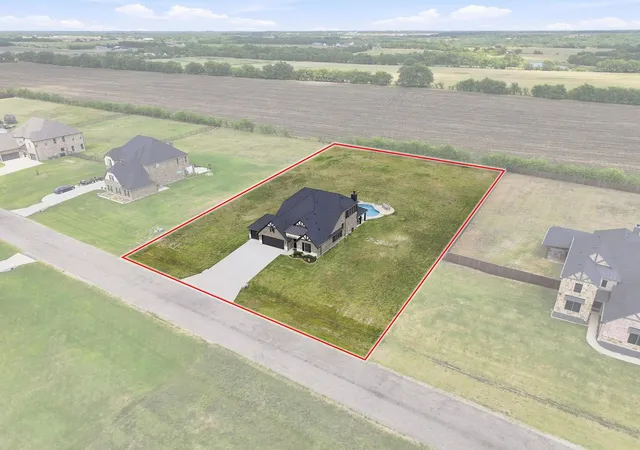 Photo 2 of Sale Pending at 1056 Hickory Ln, Howe, TX 75459 | MLS# 21358579 | Listing updated on 2026-09-29