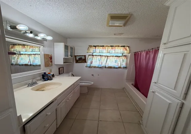 Photo 4 of Single family home for sale at 1212 Kilgore Ln, Waco, TX 76705 | MLS# 21358792 | Listing updated on 2026-09-10