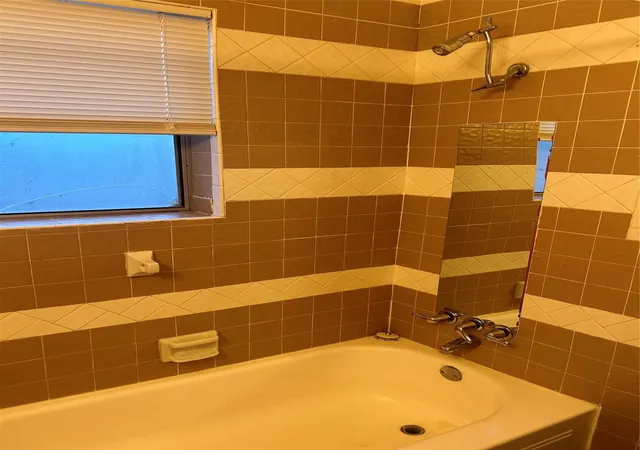 Photo 10 of Single family home for sale at 1138 Pioneer Dr, Dallas, TX 75224 | MLS# 21358693 | Listing updated on 2026-09-14