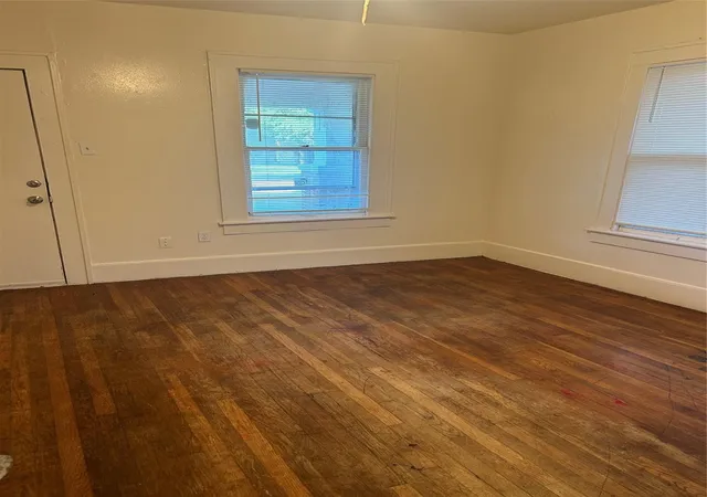 Photo 4 of Single family home for sale at 1138 Pioneer Dr, Dallas, TX 75224 | MLS# 21358693 | Listing updated on 2026-09-14