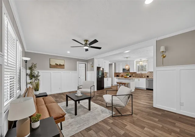 Photo 3 of Manufactured home for sale at 451 Shady Oaks Ln, Little Elm, TX 75068 | MLS# 21354257 | Listing updated on 2026-09-09