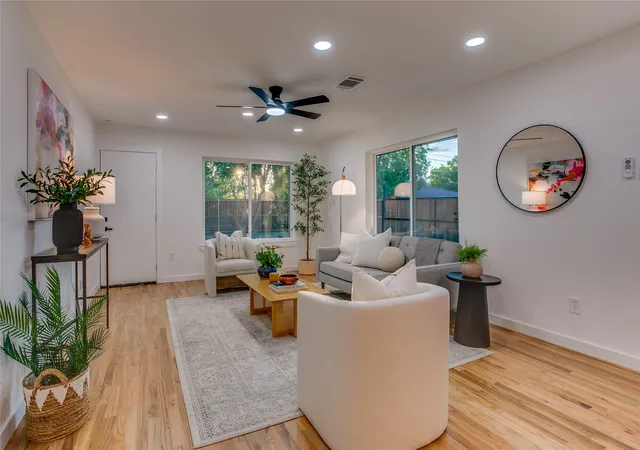 Photo 3 of Single family home for sale at 1807 S Vernon Ave, Dallas, TX 75224 | MLS# 21355673 | Listing updated on 2026-09-23