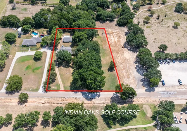 Photo 3 of Sale Pending at 17325 County Road 4067, Kemp, TX 75143 | MLS# 21358808 | Listing updated on 2026-09-19