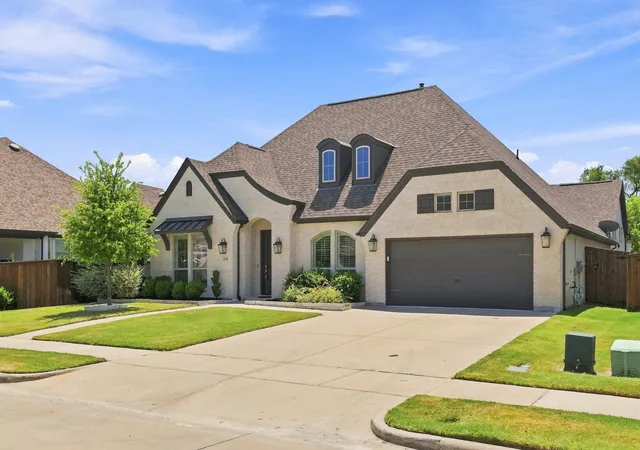 Photo 2 of Single family home for sale at 2318 Jefferson Ave, Melissa, TX 75454 | MLS# 21356738 | Listing updated on 2026-09-12