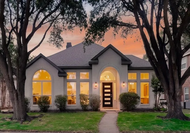 Photo 3 of Sale Pending at 1202 Grimsworth Ln, Allen, TX 75002 | MLS# 21355585 | Listing updated on 2026-09-11