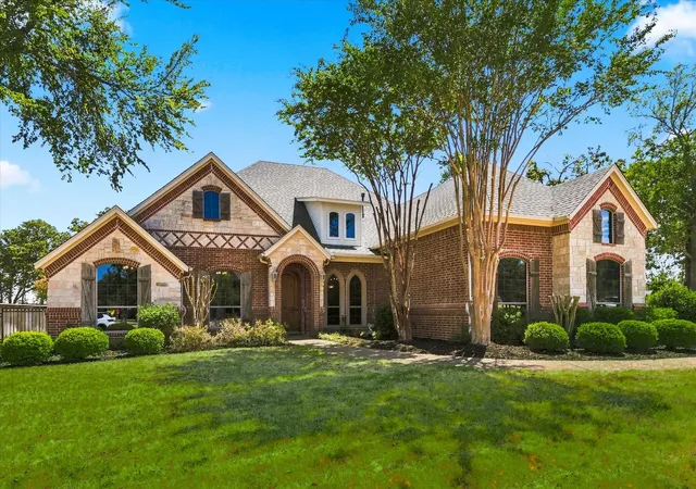 Photo 1 of Single family home for sale at 100 Woodland Dr, Aubrey, TX 76227 | MLS# 21357522 | Listing updated on 2026-09-12