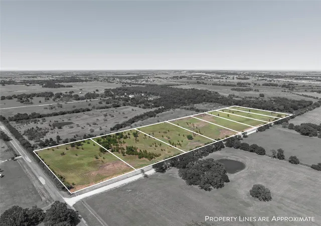 Photo 2 of Land for sale at Lot 2 Buggtussle Ln, West, TX 76691 | MLS# 21359053 | Listing updated on 2026-09-10