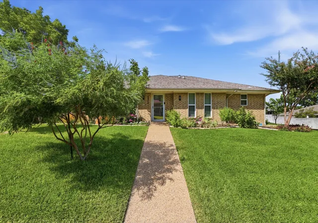 Photo 1 of Single family home for sale at 3506 Valley View Ln, Garland, TX 75043 | MLS# 21357937 | Listing updated on 2026-09-19