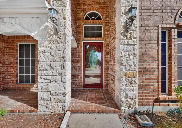 Photo 2 of Single family home for sale at 5919 Ridgeway Dr, Grand Prairie, TX 75052 | MLS# 21358319 | Listing updated on 2026-09-09