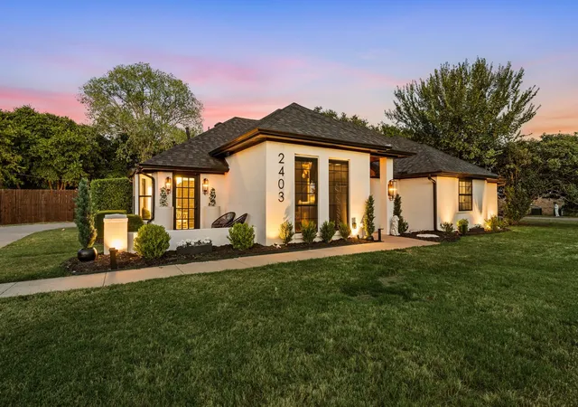 Photo 2 of Single family home for sale at 2403 N Carroll Ave, Southlake, TX 76092 | MLS# 21358388 | Listing updated on 2026-09-09