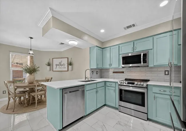 Photo 3 of Single family home for sale at 1905 Country Club Dr, Plano, TX 75074 | MLS# 21358749 | Listing updated on 2026-10-02